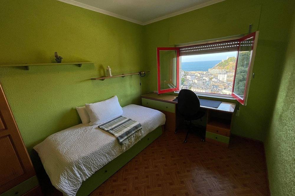Apartamento entero, Casa La Peña (preciosas vistas de Luarca) in Luarca, Valdés 
