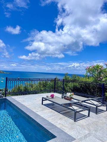 Maison d’hôte pour 3 personnes, avec terrasse ainsi que piscine et vue, animaux acceptés dans Saint Martin