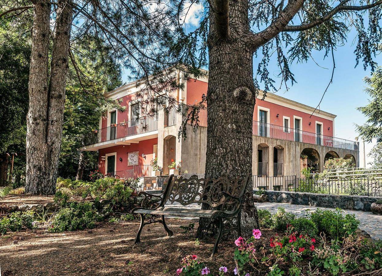 Casale Poggio del Tiglio in Viagrande, Etna