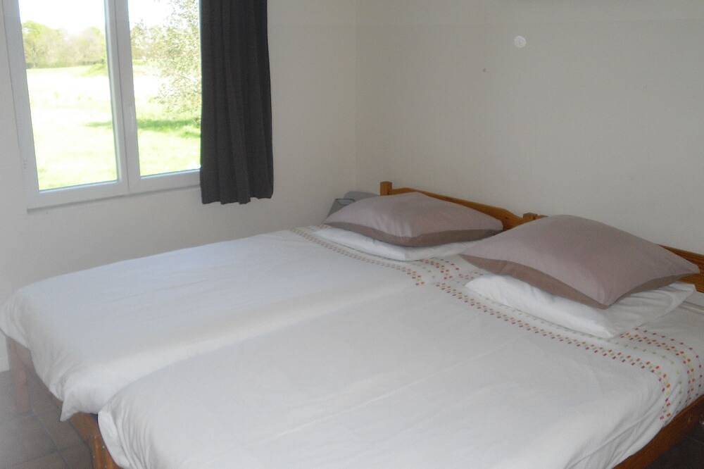 Plain-pied 3 cham 5 pers clim 2 Wc piscine d'été animaux acceptés Wifi in Lorignac, Région de Jonzac