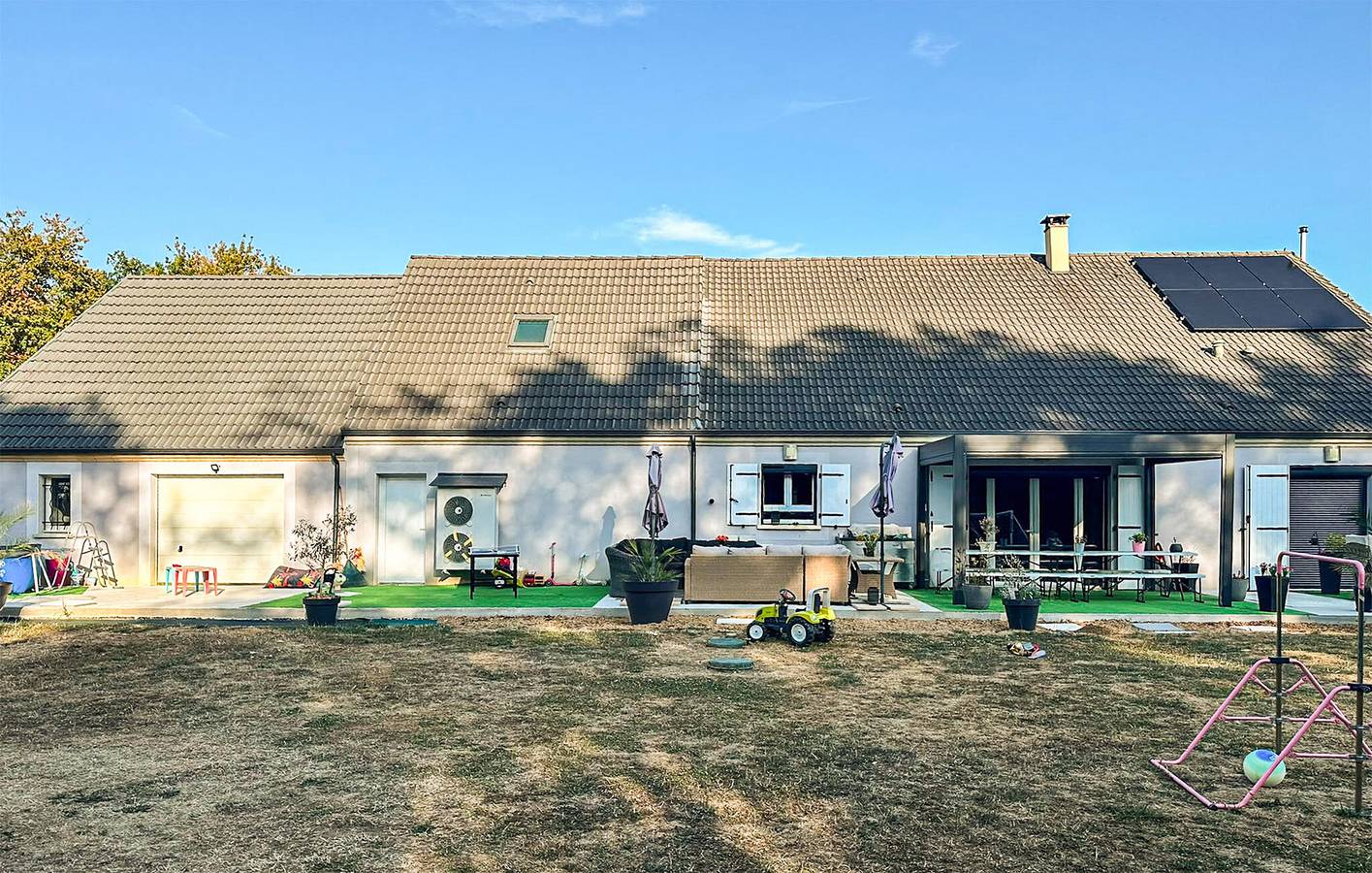 Casa de vacaciones para 14 personas con jardín in Levis, Auxerre region