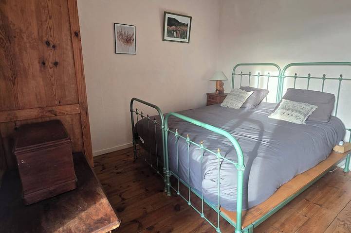 Gîte pour 8 personnes, avec balcon, animaux acceptés à Saint-Alban-sur-Limagnole - 3