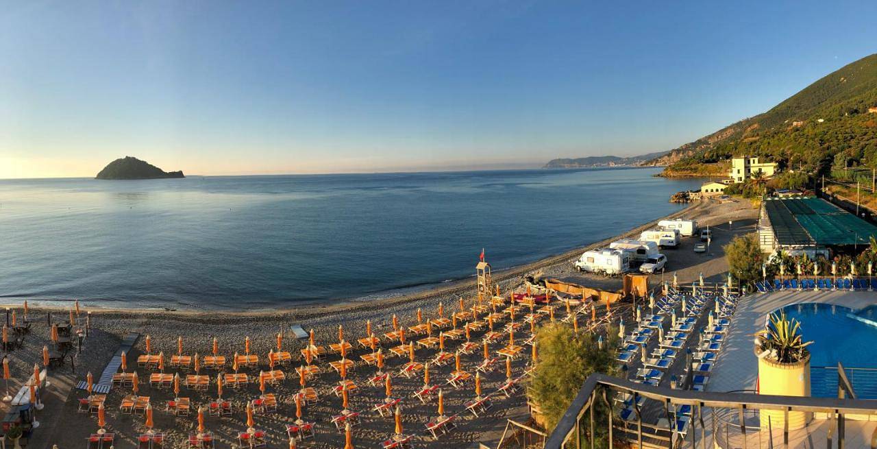 Camping Sole in Albenga, Riviera di Ponente
