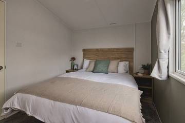 Glamping for 8 People in Northampton, Northamptonshire, Photo 1