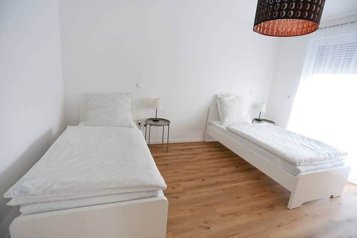 Ferienwohnung für 8 Personen, mit Balkon am Phantasialand - 3