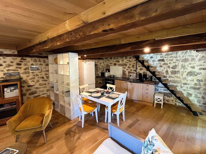 Maison de vacances 'Le Chant Du Grillon' avec Wi-Fi in Le Nayrac, Parc naturel régional de l'Aubrac