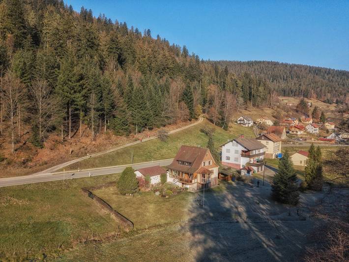 Ferienhaus Enztalblick - Ferienhaus mit Garten, 3 Schlafzimmer, max. 6 Personen in Enzklösterle, Nordschwarzwald