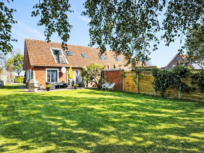 Ferienhaus für 4 Personen, mit Terrasse und Garten in Osteel