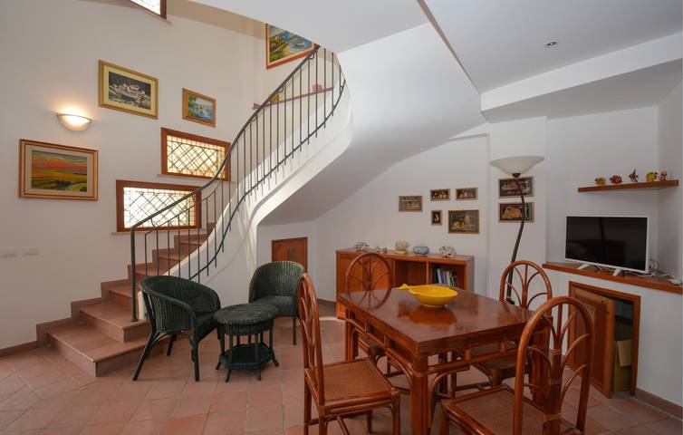 Location de vacances pour 6 personnes, avec jardin et terrasse à Scoglitti - 4