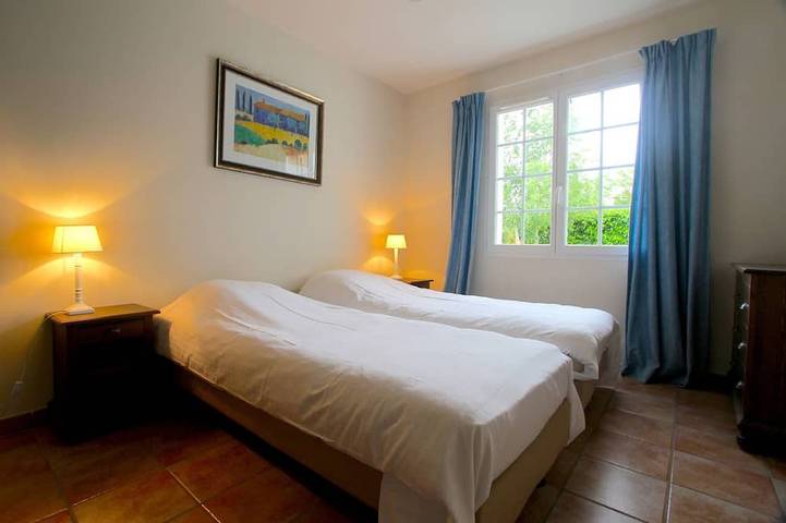 Location de vacances pour 6 personnes, avec piscine et terrasse, animaux acceptés à Vasles - 3