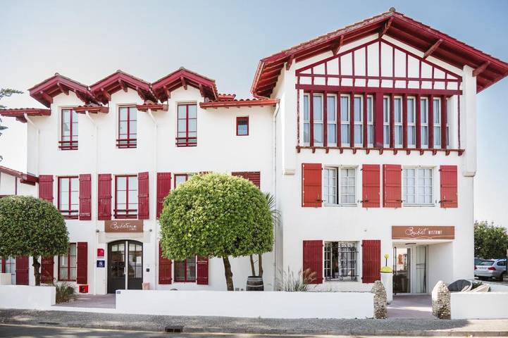 Hotel para 2 personas, con vistas y terraza, Se admiten mascotas - 1