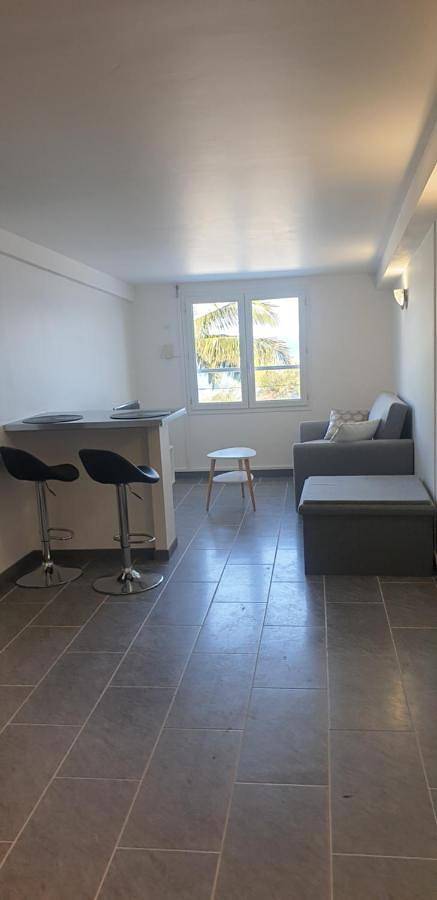 Gîte pour 3 personnes, avec vue et terrasse à La Possession - 4