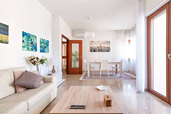 Gîte pour 4 personnes, avec balcon/terrasse à Lecce - 2