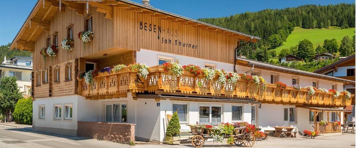 Bnb, mit Balkon und Ausblick in Altenmarkt im Pongau