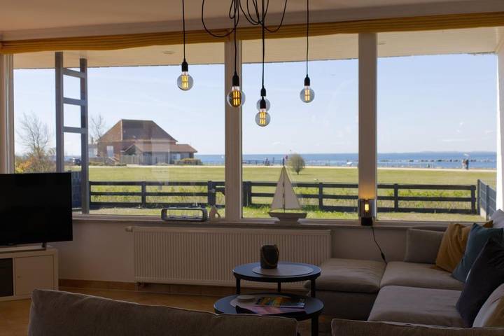 Ferienhaus für 5 Personen, mit Garten, kinderfreundlich in Burgtiefe