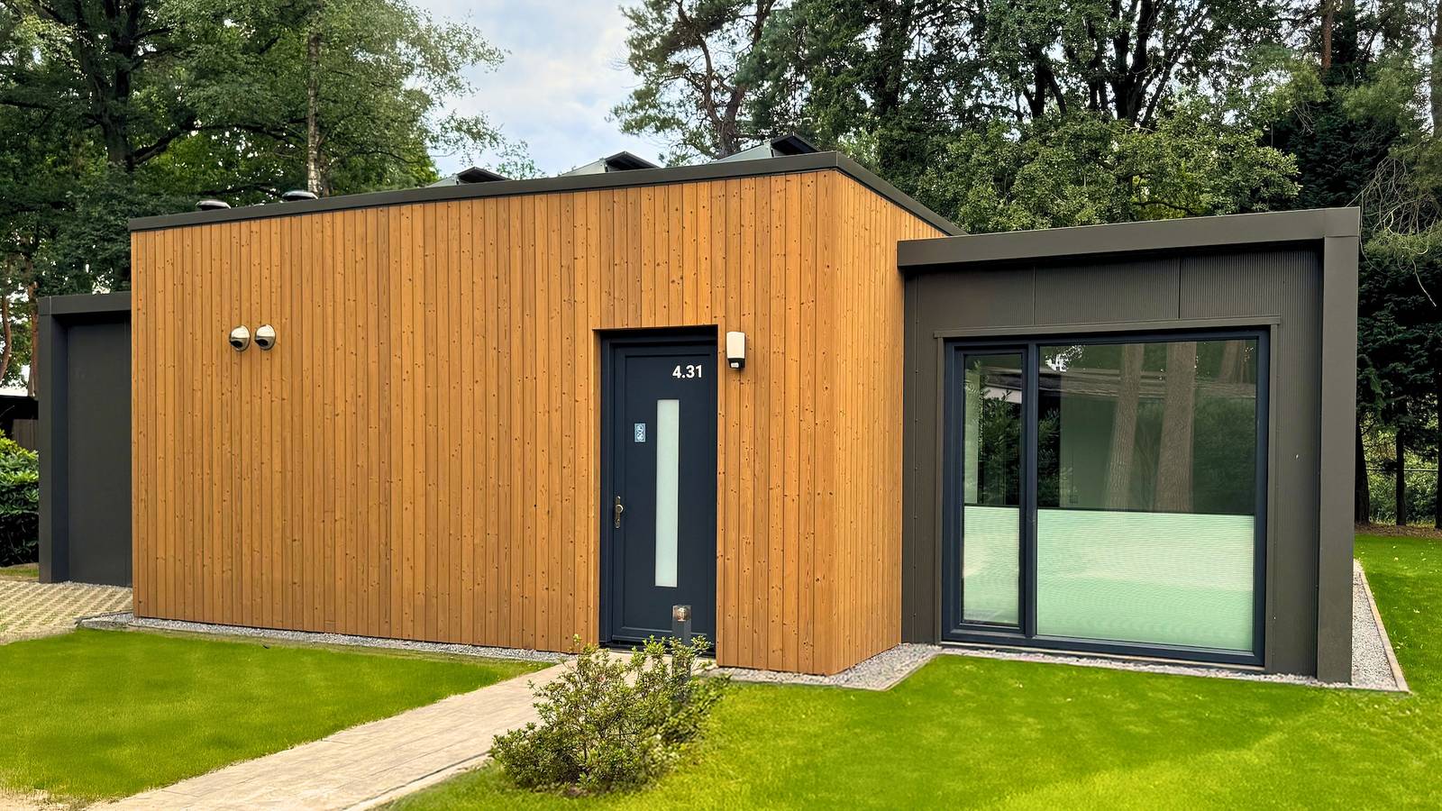 Vakantiepark Breebronne — Wald Lodge | 8 Personen  in Maasbree, Limburg (Niederlande)