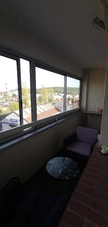Appartement de vacances entier, Chambre privé avec loggia chez l'habitant in Champigneulles, Région de Nancy