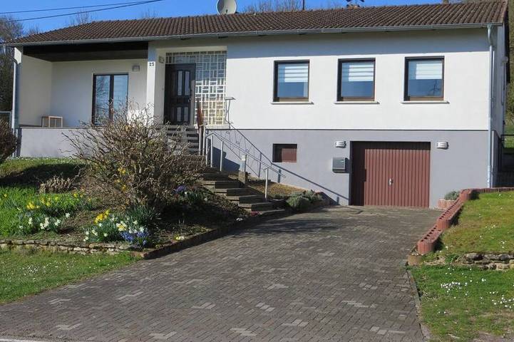 Ferienwohnung für 4 Personen, mit Balkon und Garten