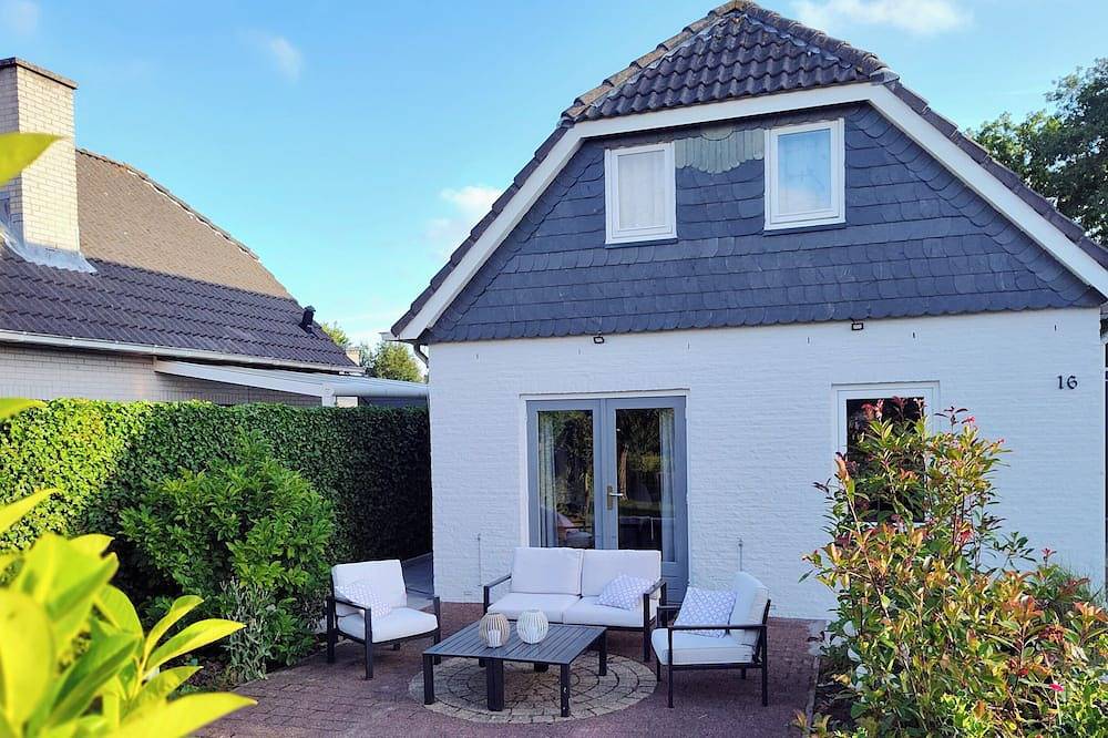 Maison de vacances près de la plage, parc de la mer du Nord, 6 personnes, jardin,. Tout-en-un (Nk, Wifi) in Ouddorp, Goeree-Overflakkee