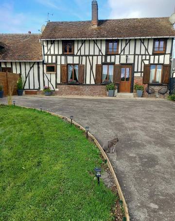 Gîte pour 5 personnes, avec terrasse et vue, animaux acceptés à Blicourt