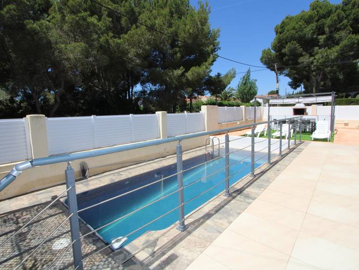 Location de vacances pour 7 personnes, avec Terrasse et Jardin dans Les Tres Cales - 2