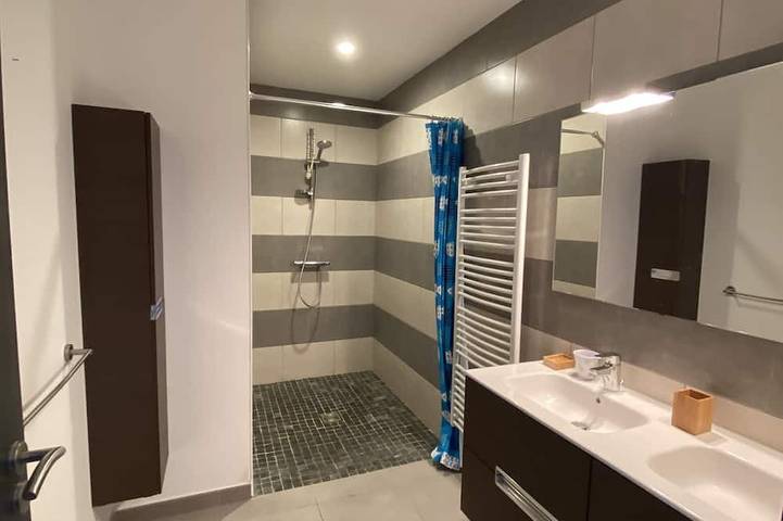 Duplex récent climatisé avec vue exceptionnelle sur mer. in Côte Vermeille, Banyuls-sur-Mer