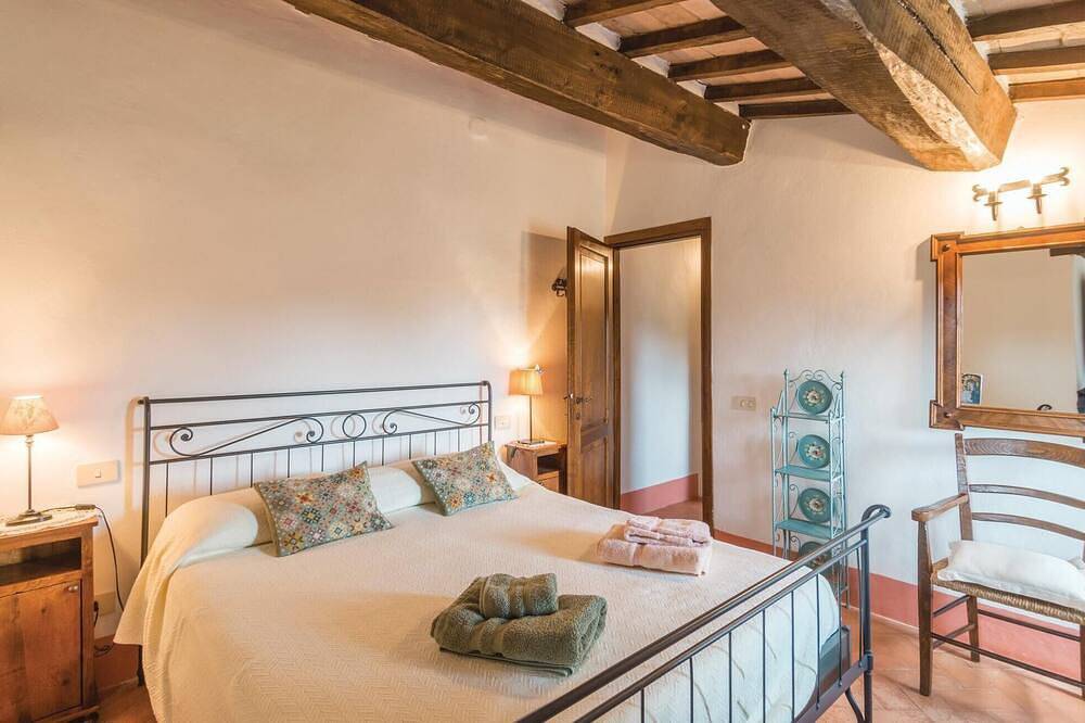 Entire apartment, Nice apartment in Todi (Pg) with Wifi in Todi, Perugia Province