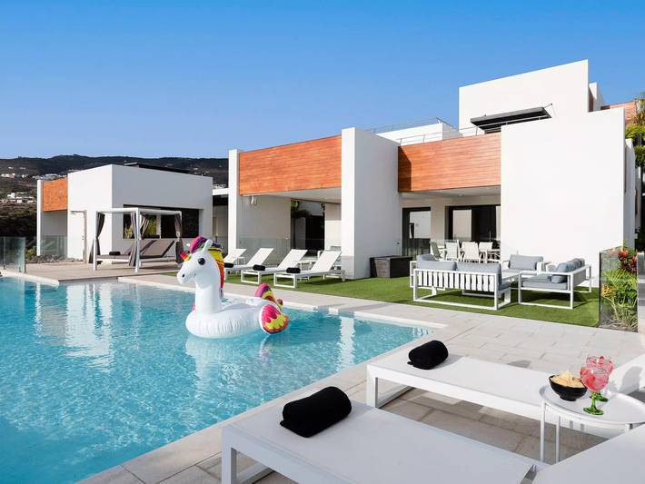 Villa voor 13 personen, with sauna and tuin as well as terras in Callao Salvaje