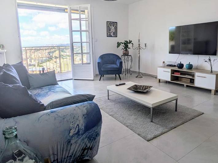 Gîte pour 6 personnes, avec terrasse et vue dans Saint-Roch - 2