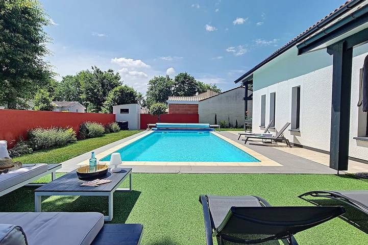 Maison de vacances pour 8 personnes, avec piscine, animaux acceptés à Mérignac
