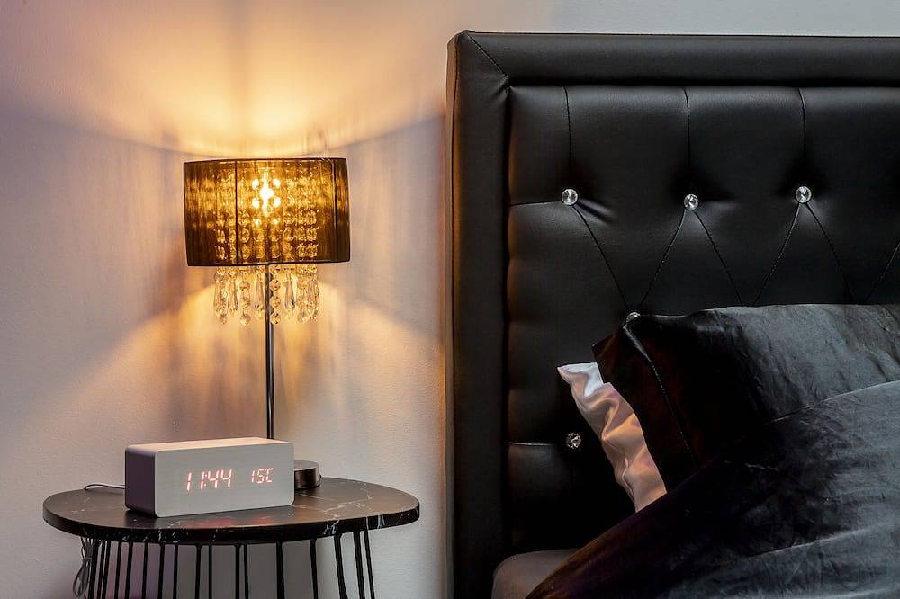 Entire apartment, Suite Palace Gite & Spa Privatif Glam'88 in Remiremont, Épinal region