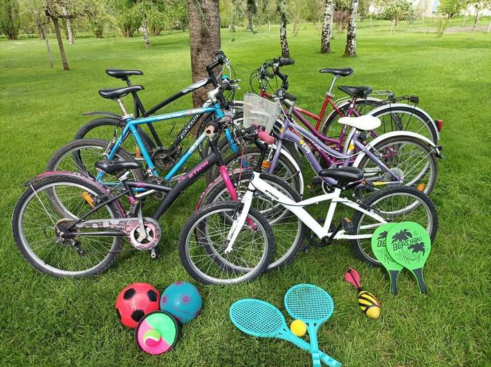 Gîte pour 6 personnes, avec vue ainsi que jardin et piscine à Saint-Hilaire-la-Palud - 4