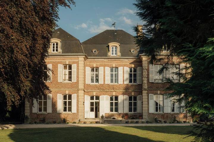 Location de vacances pour 2 personnes, avec Terrasse ainsi que Jardin et Vue à Vercourt