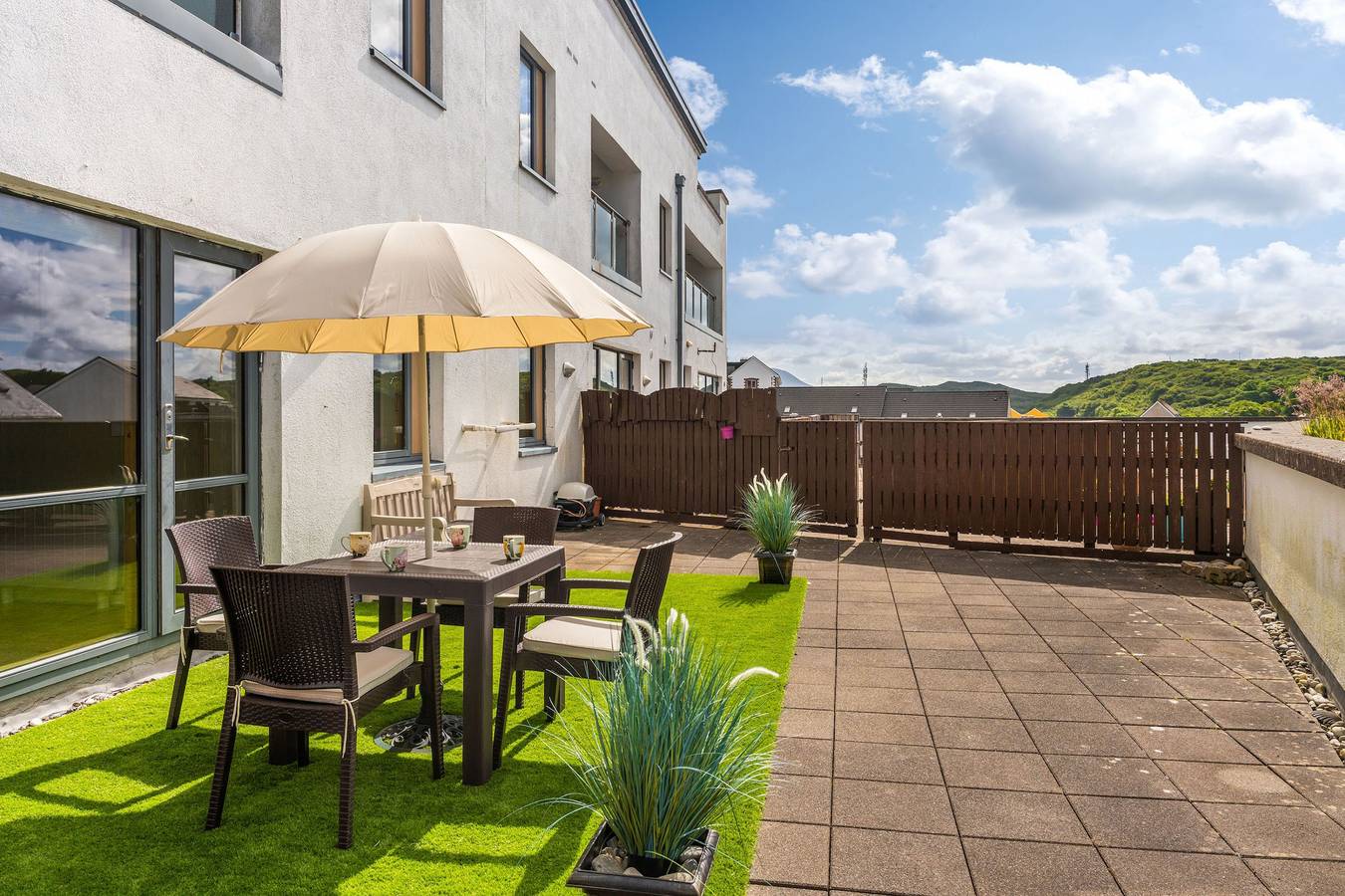 Appartement entier, Appartement de vacances pour 4 personnes avec balcon in Clifden, Connemara