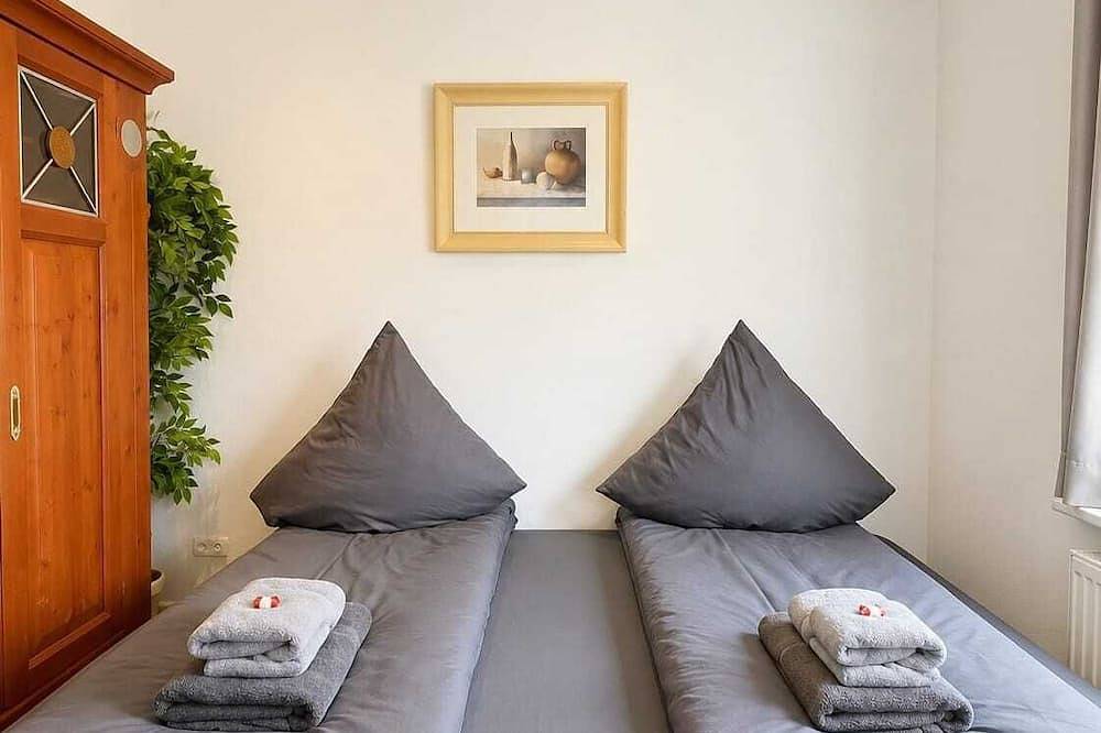 Apartamento entero, Velmora Boutique Suites: Compact City Apartment 6 persons in Lübeck (Ciudad), Lübeck