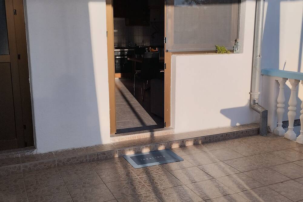 Ganze Wohnung, Ferienwohnung Denis - Kaprije - Insel Kaprije in Dalmatinische Inseln