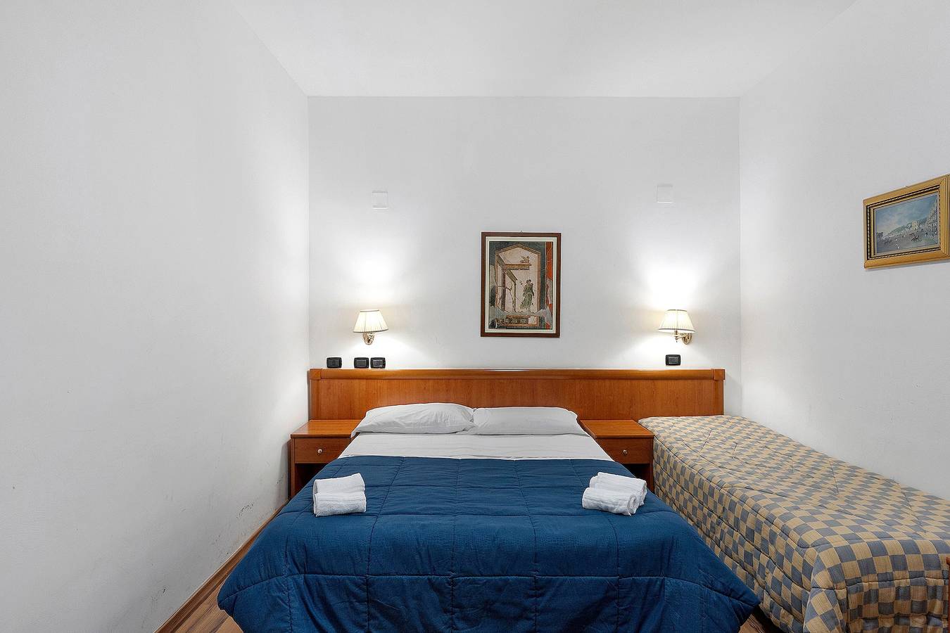 Bed and Breakfast H Pompeii Ruiins - Habitación Triple Estándar 8 in Pompeya (Nápoles), Parque nacional del Vesubio