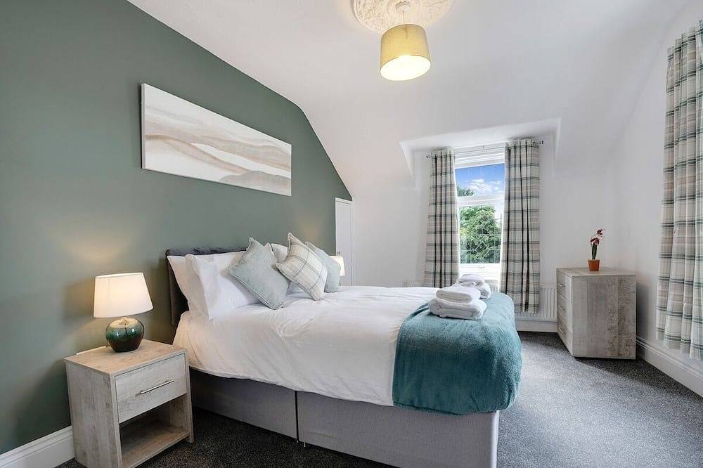 3 Bed in Sunderland, Free Wi-Fi! in Sunderland