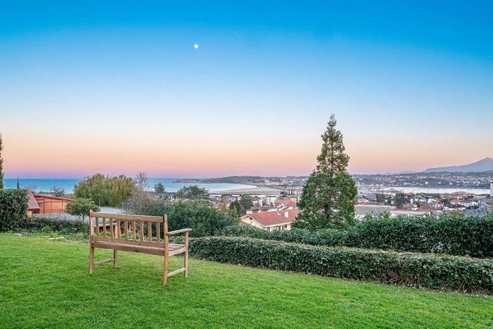 Chalet para 14 personas, con Terraza y Jardín además de Piscina y Vistas en Guipúzcoa - 3