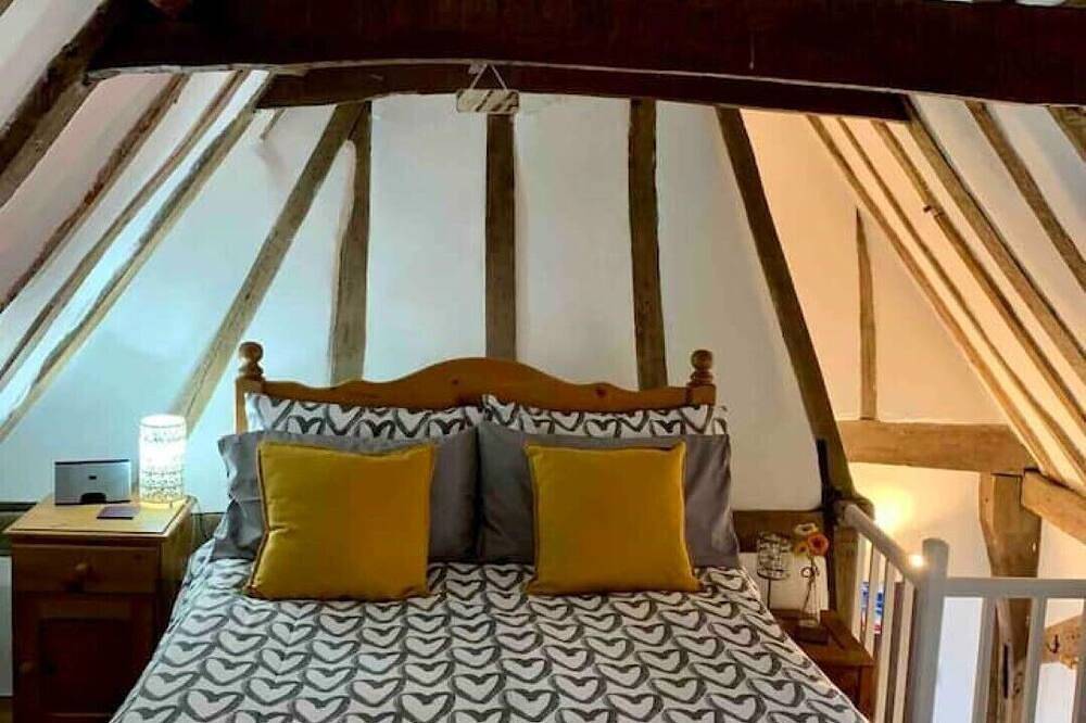 Honeyway Cottage Entire House. in Whittlesey Town, Cambridgeshire