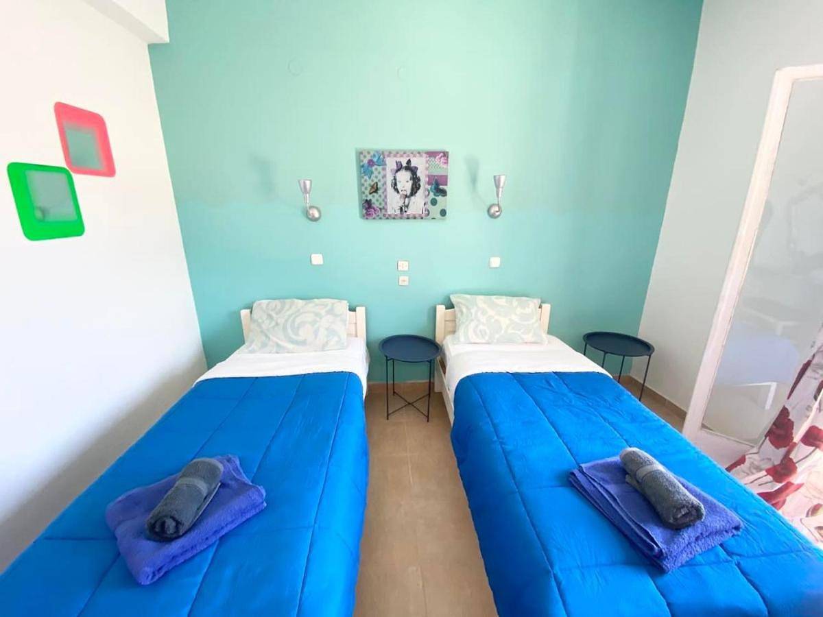 Avra Budget Beach Rooms in Benitses, Corfu, Corfou