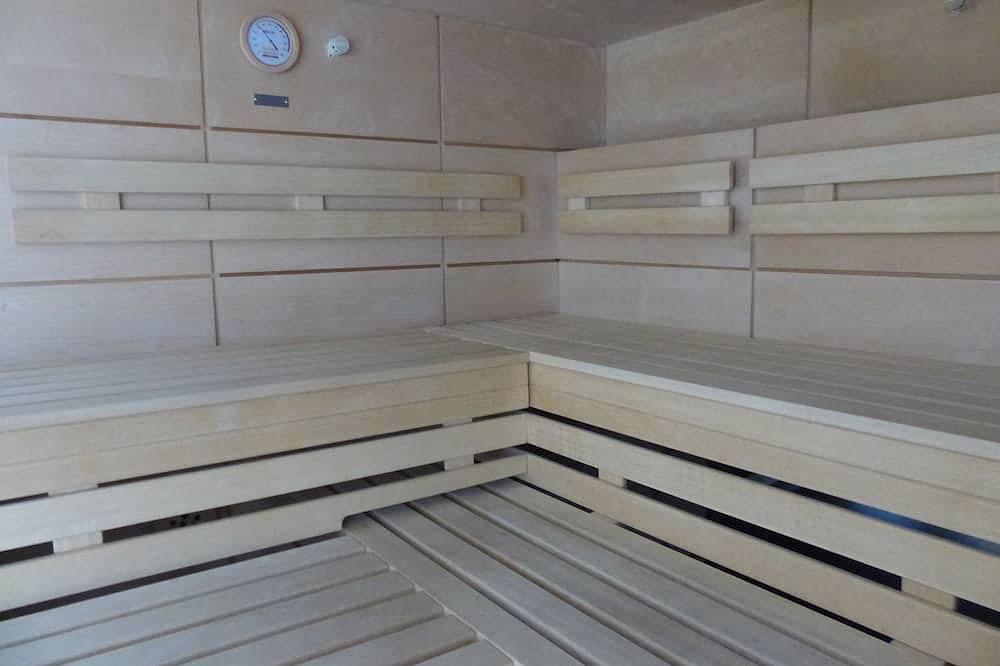 Appartamento intero, Am Dürrbach 5/517 by Interhome in Engelberg, Canton Obvaldo
