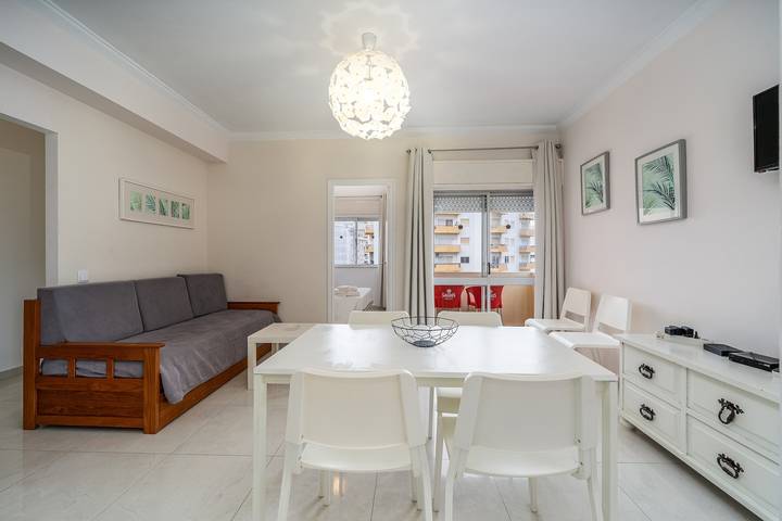 Location de vacances pour 5 personnes, avec jardin ainsi que balcon et bassin pour enfant à Portimão