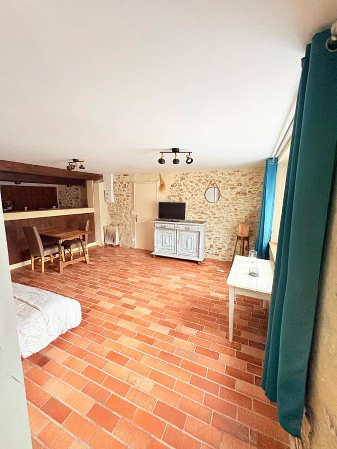 Ferienhaus für 4 Personen, mit Terrasse und Garten in Gratot