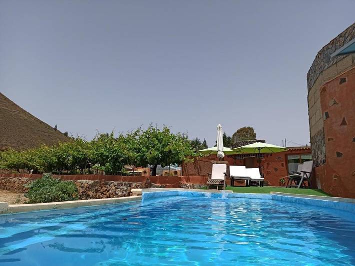 Ferienhaus für 6 Personen, mit Terrasse und Garten sowie Pool und Ausblick in Vilaflor