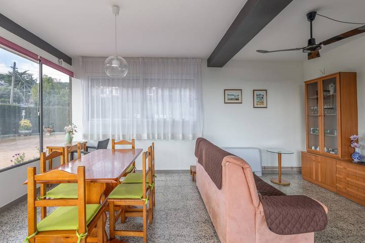 Holiday Home 'Planta Baixa A Bigues I Riells' with Mountain Views and Shared Terrace in Bigues i Riells, Barcelona inland