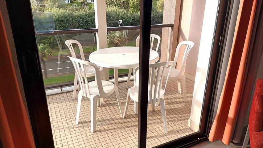 Gîte pour 4 personnes, avec piscine et balcon dans Casino de Perros-Guirec - 3