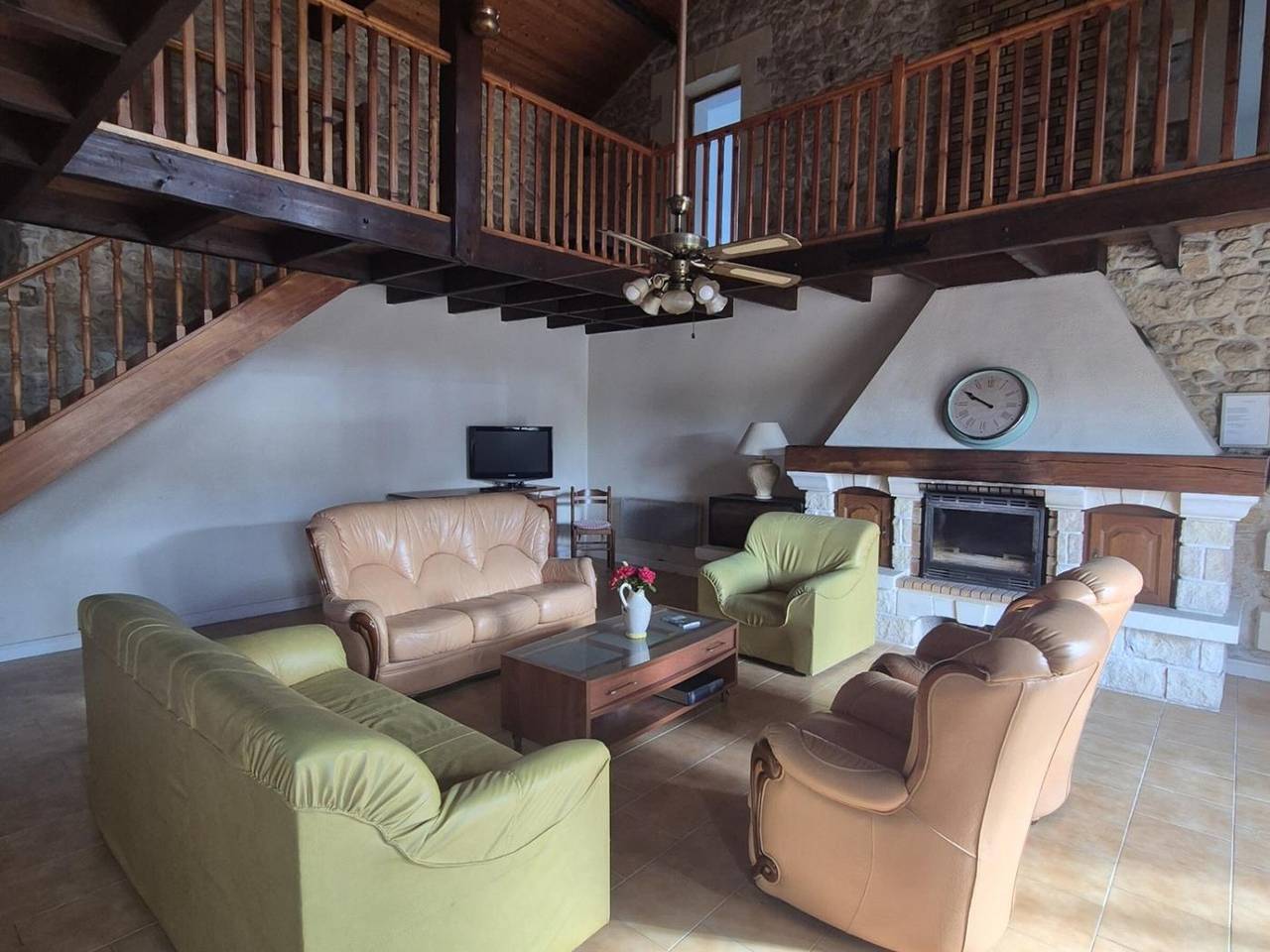 Casa rural vintage, parking, mascotas Ok - 8 pers. in Vergeroux, Region de Rochefort