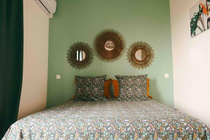 Chambre d’hôte pour 2 personnes, avec piscine ainsi que jacuzzi et jardin sur l' Île de la Réunion - 3