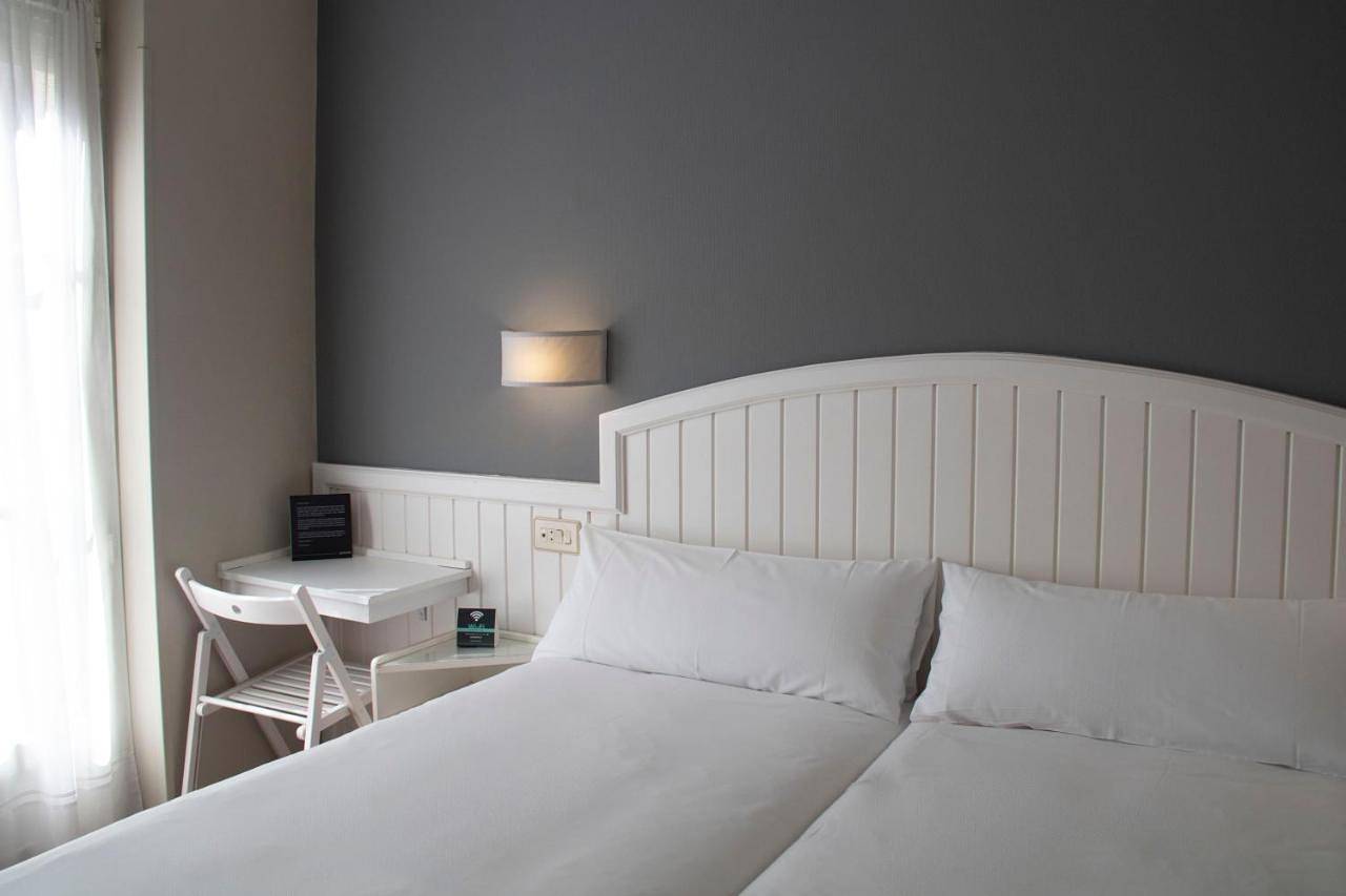 Alda Miramar Rooms in Distrito Centro (Gijón), Gijón